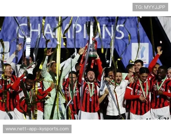 国米4-0横扫科莫，米兰3-2逆转登顶，意甲积分榜火爆