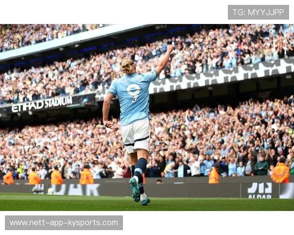 德布劳内角球传至哈兰德头球点破